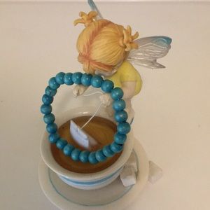 NWOT Turquoise beaded bracelet